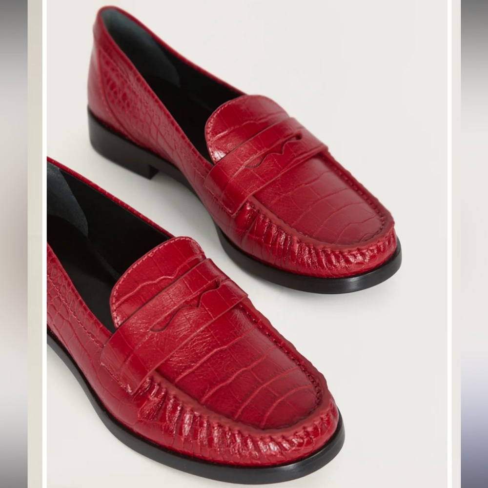 Reformation Ani Ruched Loafer Red Croc - Size 5